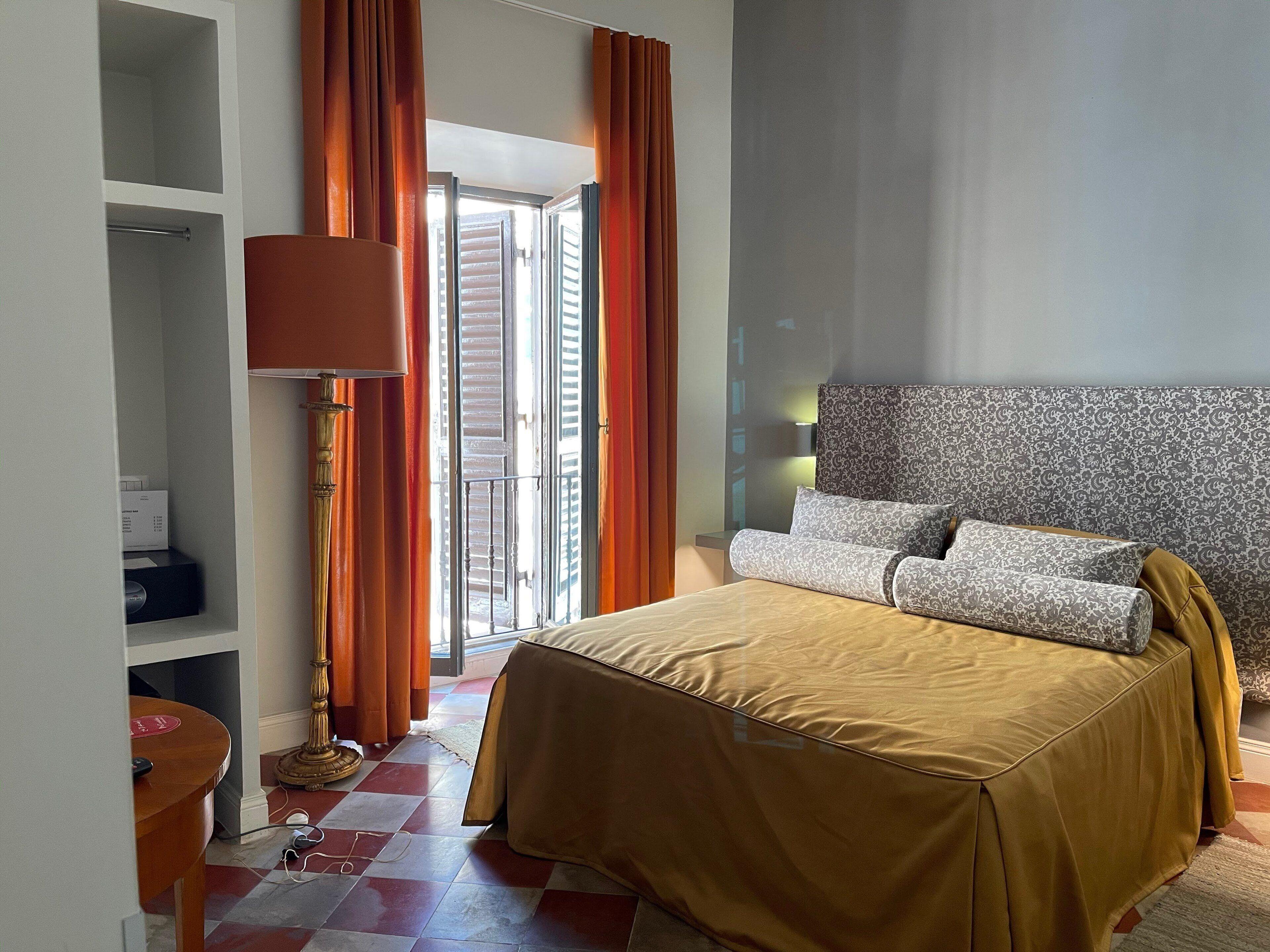 Room 94 Piazza Di Spagna - Rome — Photos 1